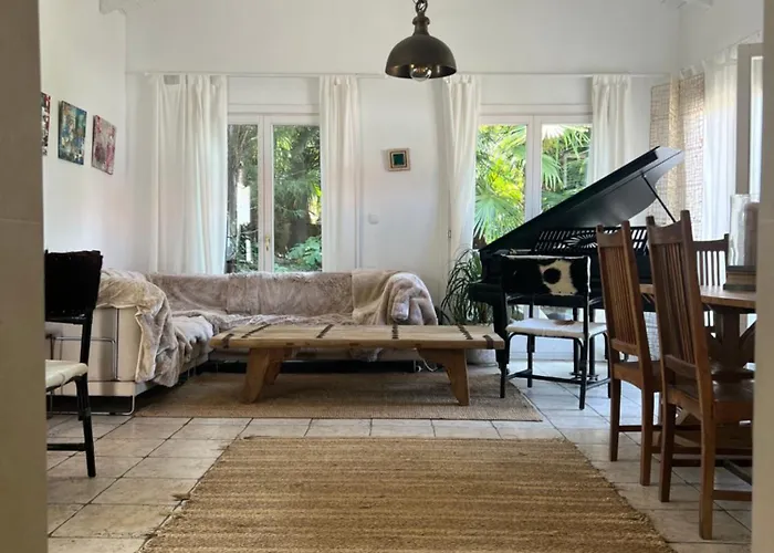 Alojamento de Acomodação e Pequeno-almoço Habitación Peregrinos Alegres Irun